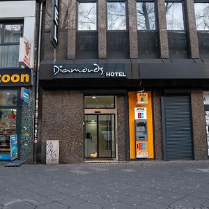 Diamonds Hotel